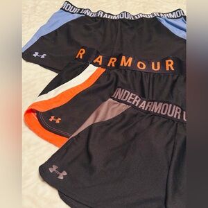 🔥Under Armour HeatGear shorts 3 pairs! Sold together. Size L